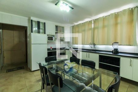 Casa à venda com 350m², 3 quartos e sem vagaCozinha