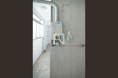 Apartamento à venda com 75m², 2 quartos e 1 vagaÁrea de Serviço