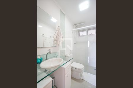 Banheiro  de apartamento para alugar com 2 quartos, 50m² em Vila Carrao, São Paulo