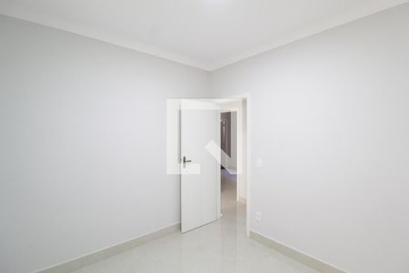 Quarto de casa para alugar com 4 quartos, 219m² em Santa Mônica, Uberlândia