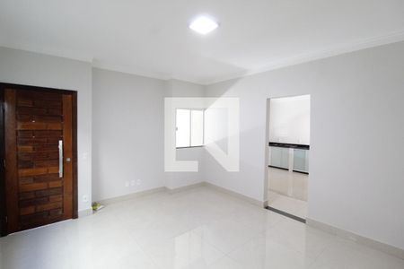 Sala de casa para alugar com 4 quartos, 219m² em Santa Mônica, Uberlândia