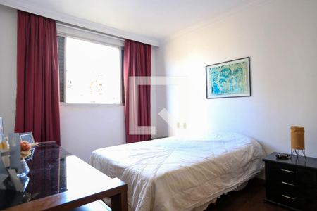 Suíte de apartamento para alugar com 4 quartos, 180m² em Lourdes, Belo Horizonte