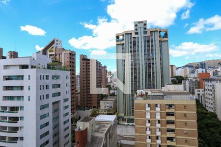 Vista da Sala de apartamento para alugar com 4 quartos, 180m² em Lourdes, Belo Horizonte