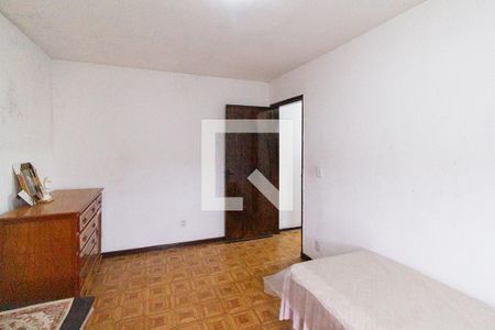 Quarto 1 de casa para alugar com 3 quartos, 100m² em Vila Caldas, Carapicuíba