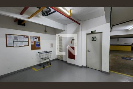 Apartamento para alugar com 80m², 3 quartos e 1 vagaHall social