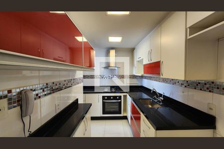Cozinha e Área de Serviço de apartamento para alugar com 3 quartos, 80m² em Jardim Messina, Jundiaí