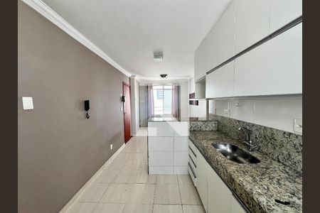 Cozinha  de apartamento à venda com 2 quartos, 100m² em Parque Xangri-lá, Contagem