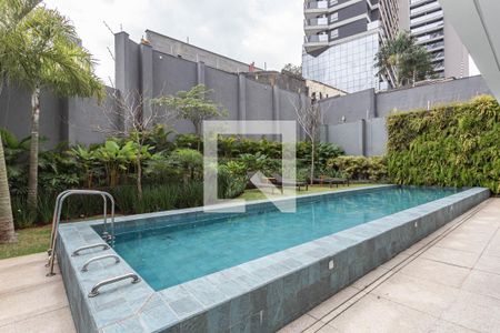 Studio à venda com 25m², 1 quarto e sem vagaPiscina