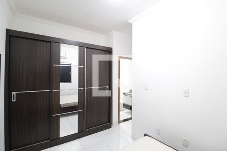 Quarto de apartamento para alugar com 2 quartos, 60m² em Presidente Roosevelt, Uberlândia