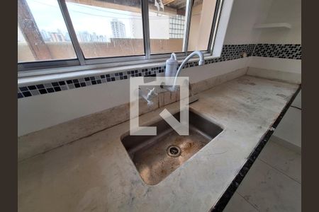 Casa à venda com 140m², 3 quartos e 2 vagas Casa à venda com 140m², 3 quartos e 2 vagasCozinha