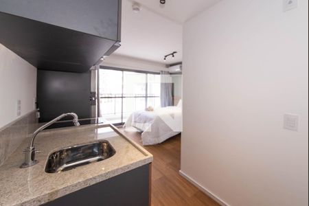 Cozinha de kitnet/studio à venda com 1 quarto, 40m² em Jardim das Acácias, São Paulo