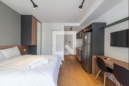 Quarto de kitnet/studio à venda com 1 quarto, 40m² em Jardim das Acácias, São Paulo