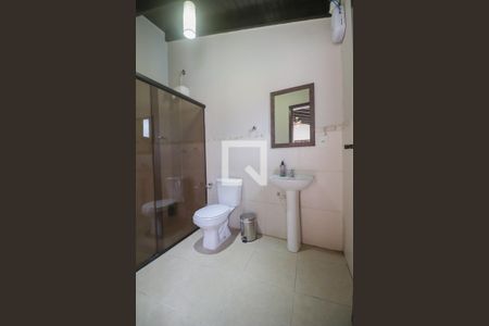 Casa à venda com 185m², 3 quartos e 2 vagasBanheiro 2