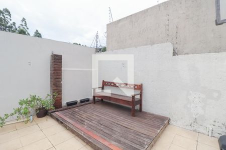 Casa à venda com 185m², 3 quartos e 2 vagas Casa à venda com 185m², 3 quartos e 2 vagasÁrea externa