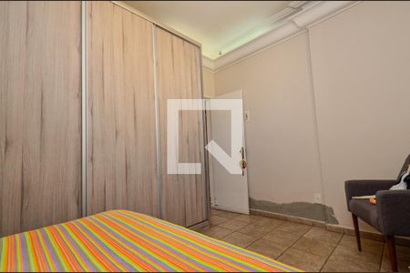 Quarto2 de apartamento à venda com 4 quartos, 145m² em Centro, Belo Horizonte