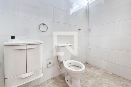 Banheiro de kitnet/studio para alugar com 1 quarto, 50m² em Vila Tesouro, São José dos Campos