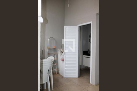 Apartamento à venda com 90m², 2 quartos e 1 vaga Apartamento à venda com 90m², 2 quartos e 1 vagaÁrea de Serviço