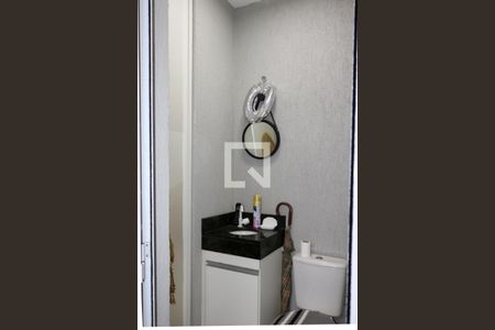 Apartamento à venda com 90m², 2 quartos e 1 vaga Apartamento à venda com 90m², 2 quartos e 1 vagaÁrea de Serviço