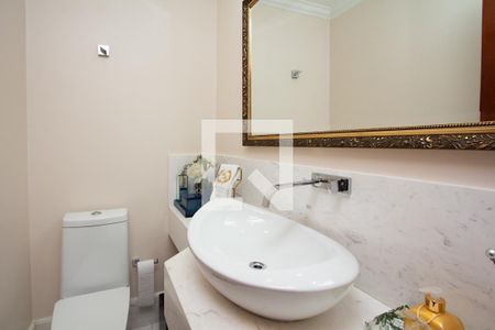 Apartamento à venda com 200m², 4 quartos e 2 vagas Apartamento à venda com 200m², 4 quartos e 2 vagasLavabo