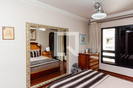 Apartamento à venda com 200m², 4 quartos e 2 vagas Apartamento à venda com 200m², 4 quartos e 2 vagasSuíte 2