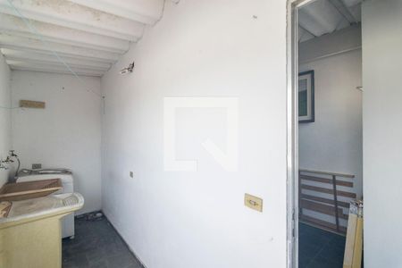 Casa à venda com 244m², 3 quartos e 2 vagasÁrea de Serviço