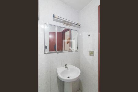 Banheiro de casa à venda com 3 quartos, 244m² em Vila Curuca, Santo André