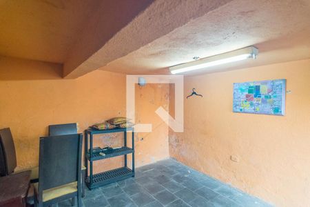 Casa à venda com 244m², 3 quartos e 2 vagasQuarto de Serviço