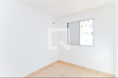 Quarto 2  de apartamento à venda com 2 quartos, 42m² em Vila Alzira, Guarulhos