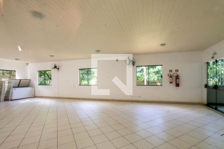 Apartamento para alugar com 42m², 2 quartos e 1 vagaÁrea comum - Salão de festas