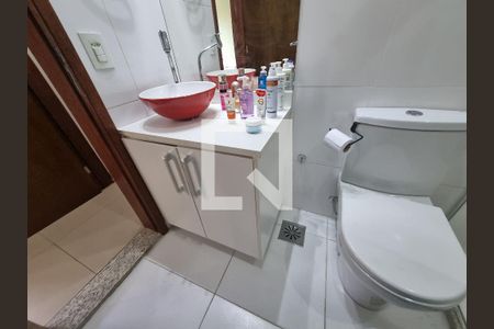 Banheiro de apartamento à venda com 3 quartos, 80m² em Água Santa, Rio de Janeiro