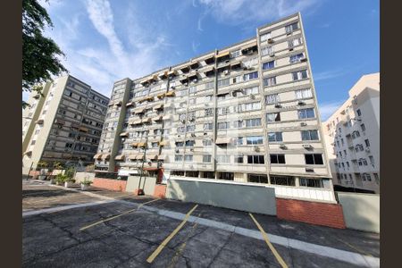 Apartamento à venda com 80m², 3 quartos e 1 vagaFachada