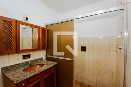 Banheiro de casa para alugar com 1 quarto, 75m² em Jardim Vila Galvão, Guarulhos