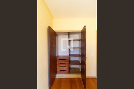 Apartamento à venda com 60m², 2 quartos e sem vagaQuarto 02 - Armário