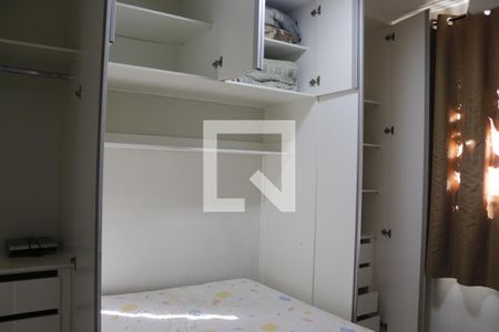 Quarto 1 de apartamento para alugar com 2 quartos, 45m² em Jardim Vitoria, Belo Horizonte