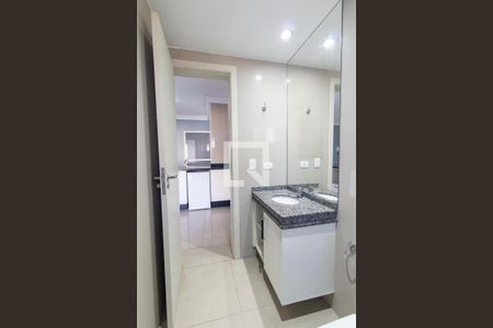 Banheiro Social de apartamento para alugar com 1 quarto, 56m² em Mercês, Curitiba