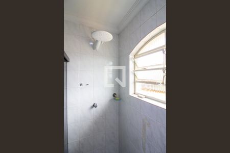 Casa à venda com 300m², 3 quartos e 4 vagasDetalhe Banheiro da Suíte 2