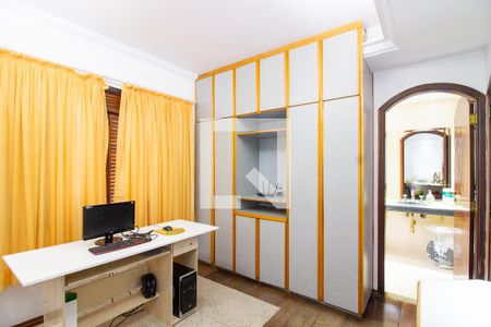 Casa à venda com 300m², 3 quartos e 4 vagasSuíte 3