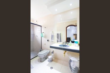 Casa à venda com 300m², 3 quartos e 4 vagasBanheiro da Suíte 3