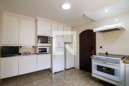 Casa à venda com 300m², 3 quartos e 4 vagasCozinha