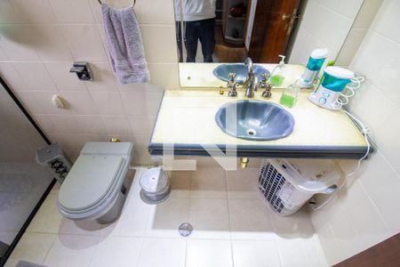 Casa à venda com 300m², 3 quartos e 4 vagasDetalhe Banheiro da Suíte 3