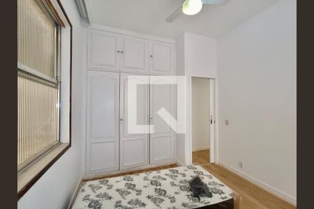Apartamento à venda com 117m², 3 quartos e sem vagaQuarto