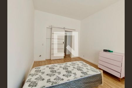 Apartamento à venda com 117m², 3 quartos e sem vagaQuarto