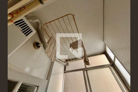 Apartamento à venda com 117m², 3 quartos e sem vagaÁrea serviço 