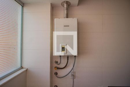 Apartamento à venda com 109m², 3 quartos e 1 vagaÁrea de Serviço