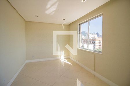 Apartamento à venda com 109m², 3 quartos e 1 vagaSala