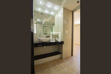 Banheiro da Suíte de apartamento à venda com 2 quartos, 103m² em Tijuca, Rio de Janeiro