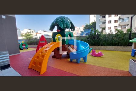 Apartamento à venda com 133m², 3 quartos e 3 vagasÁrea comum - Playground
