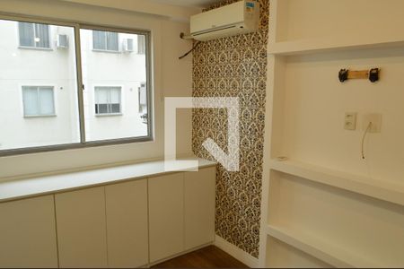 Suíte de apartamento para alugar com 2 quartos, 52m² em Taquara, Rio de Janeiro