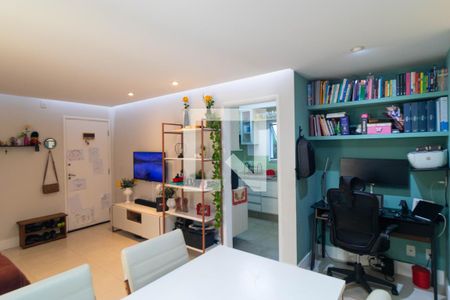 Salas de apartamento à venda com 3 quartos, 82m² em Loteamento Center Santa Genebra, Campinas
