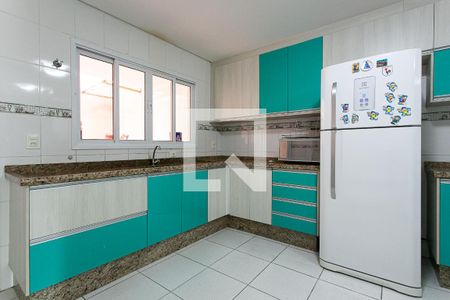 Casa à venda com 180m², 3 quartos e 2 vagasCozinha